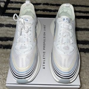 APL Streamline Running Sneakers